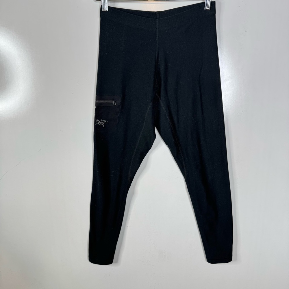 Arc’teryx Black Baselayer Leggings Size Small‎